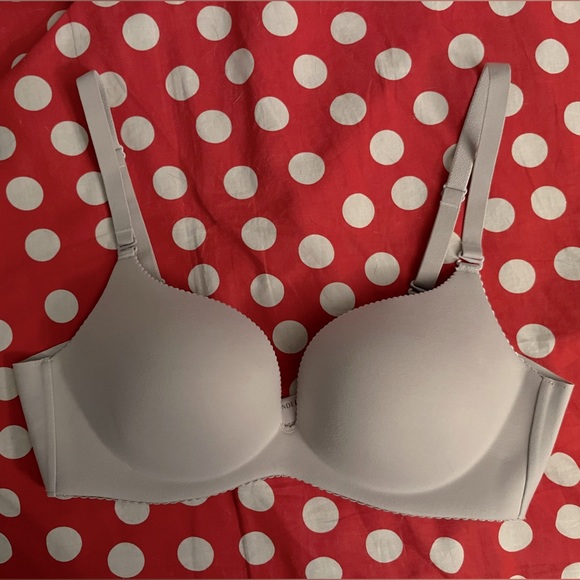 UNDERSTANCE 32B Light grey Soft Embrace Wireless Contour Push-Up Bra - Picture 1 of 4